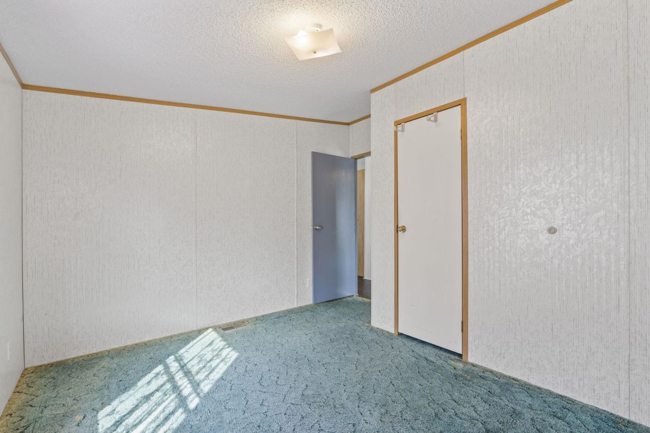 512 Folly Estates Dr. Photo 23