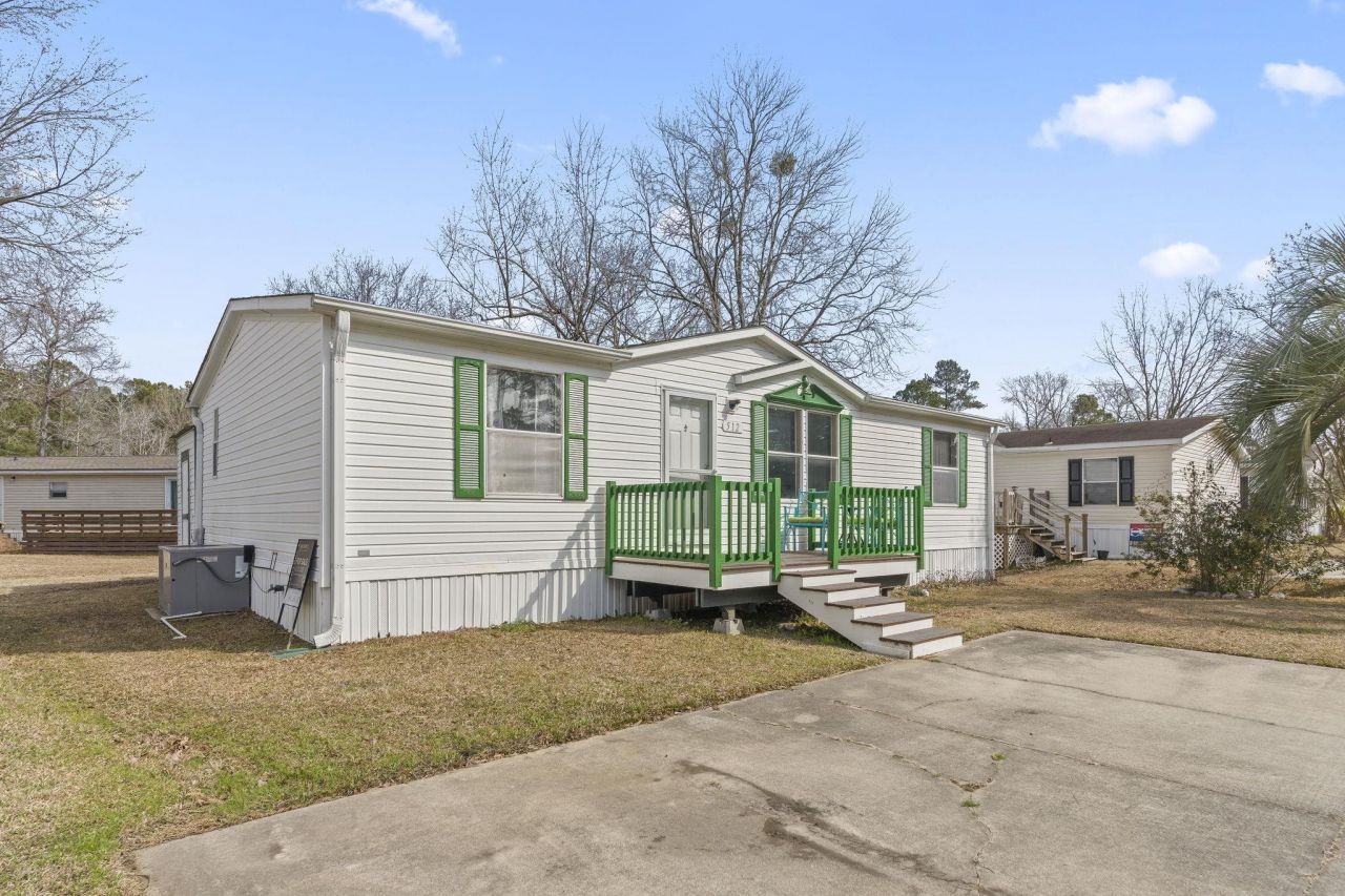 512 Folly Estates Dr. Photo 36