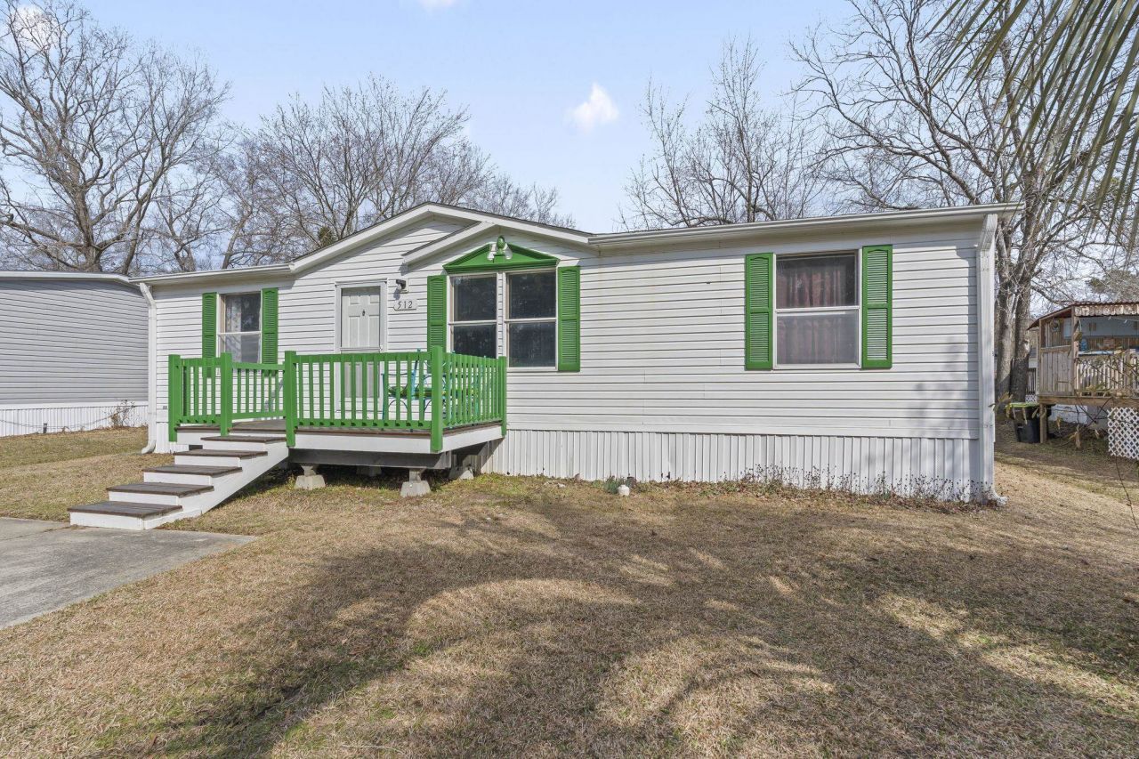 512 Folly Estates Dr. Photo 36