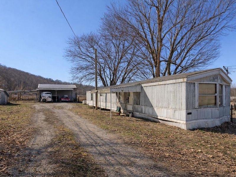 65 Jerusalem Road SE, Bremen, OH 43107 Photo 3