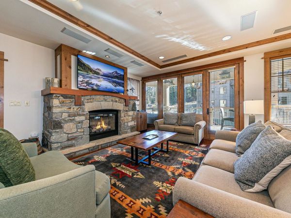 8001 Northstar Drive, Truckee, CA 96161