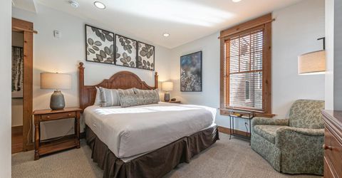8001 Northstar Drive, Truckee, CA 96161 Photo