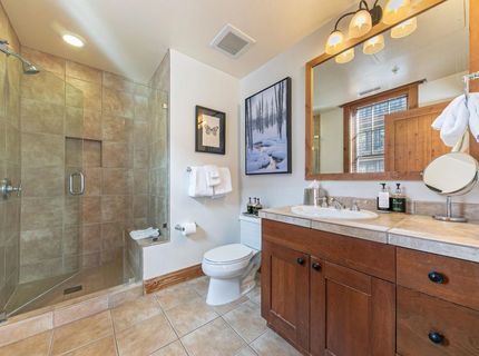 8001 Northstar Drive, Truckee, CA 96161 Photo
