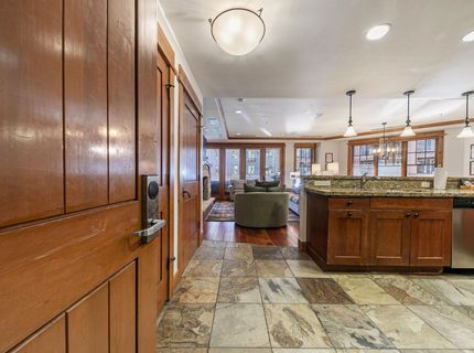8001 Northstar Drive, Truckee, CA 96161 Photo