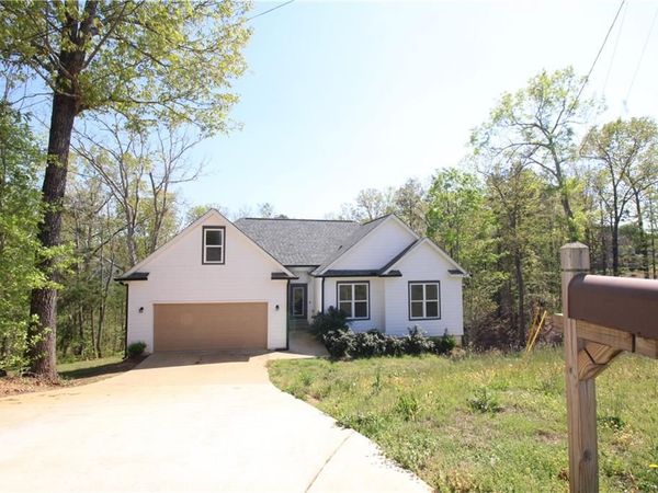 26 Fairview oak Cove, Dallas, GA 30157