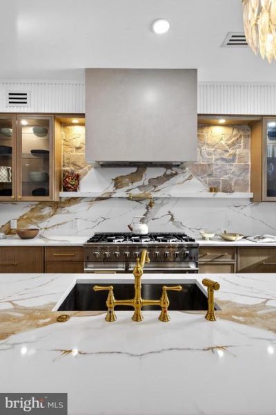 5136 WAYNE AVENUE, PHILADELPHIA, PA 19144