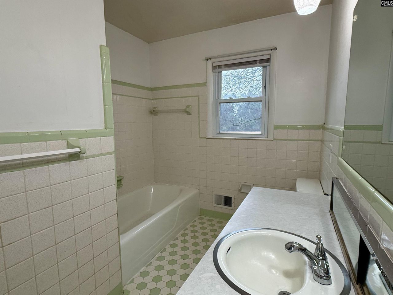 960 Old Charleston Road  Photo 22