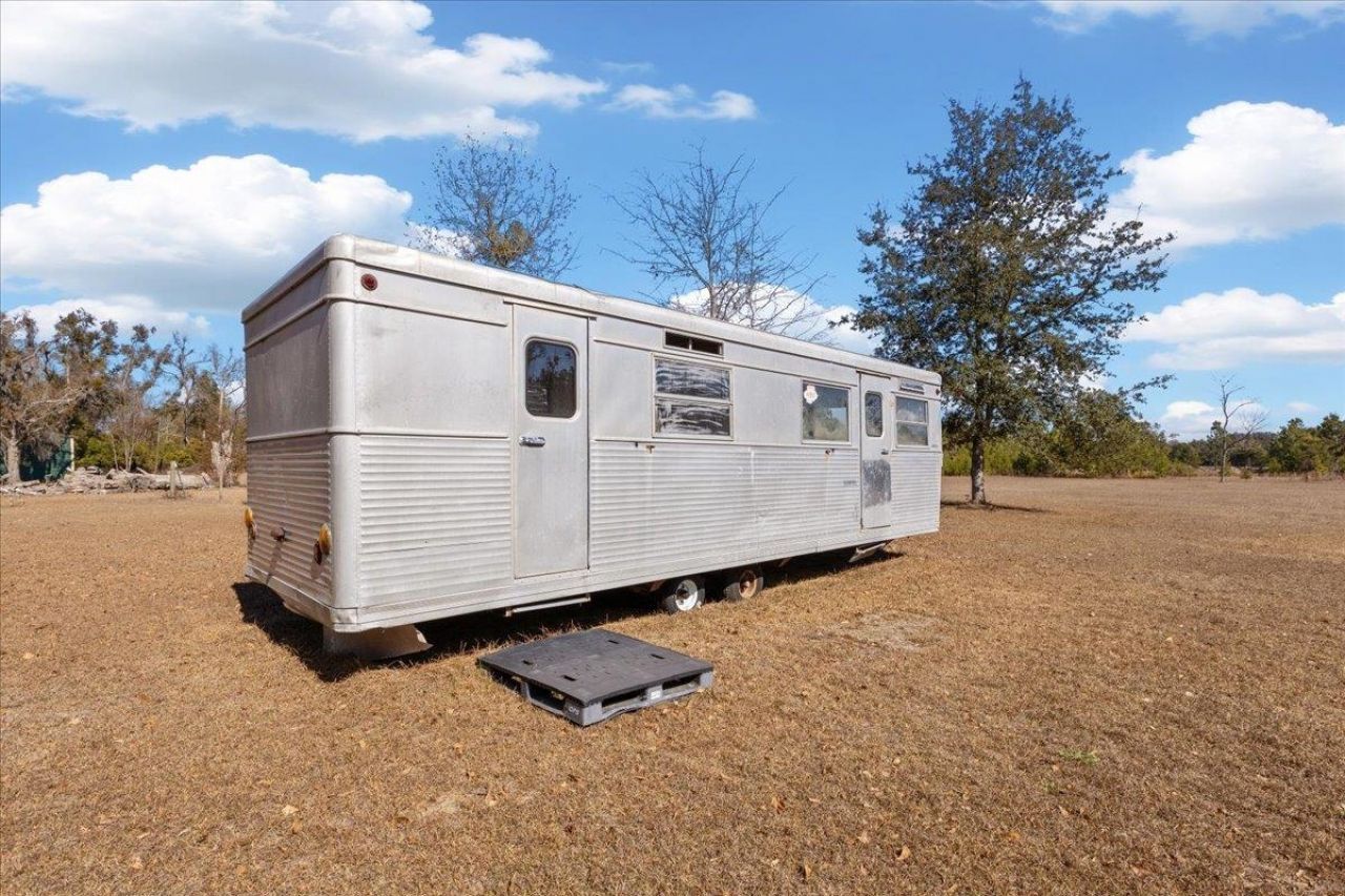 164 NE Fir, Pinetta, FL 32350 Photo