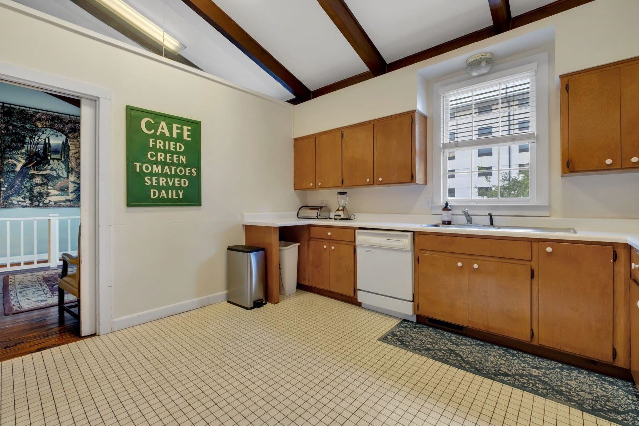 410 N Calhoun Street, Tallahassee, FL 32301 Photo