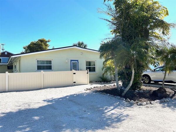 311 63RD STREET, HOLMES BEACH, FL 34217