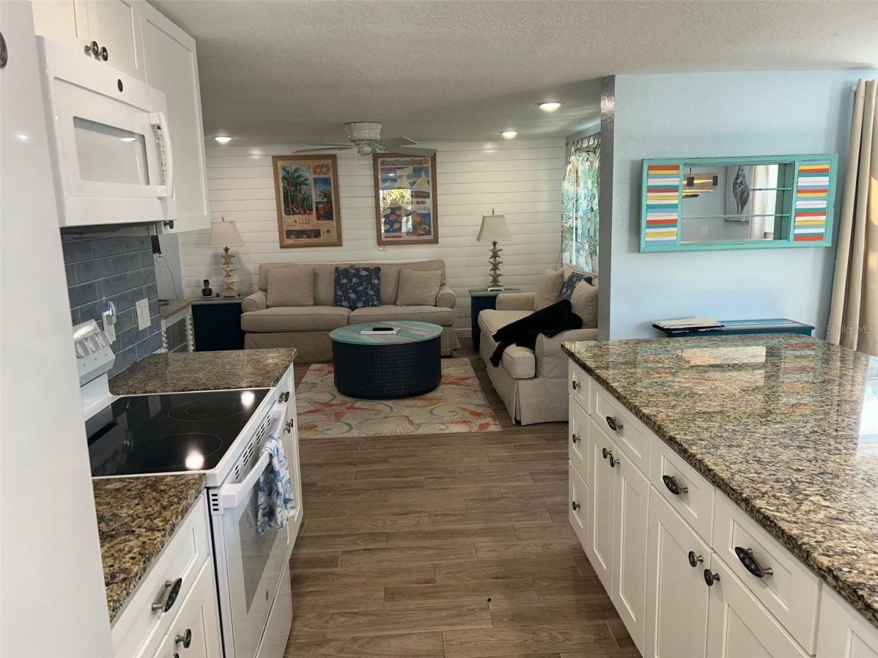 311 63rd Street, Holmes Beach, FL 34217 Photo