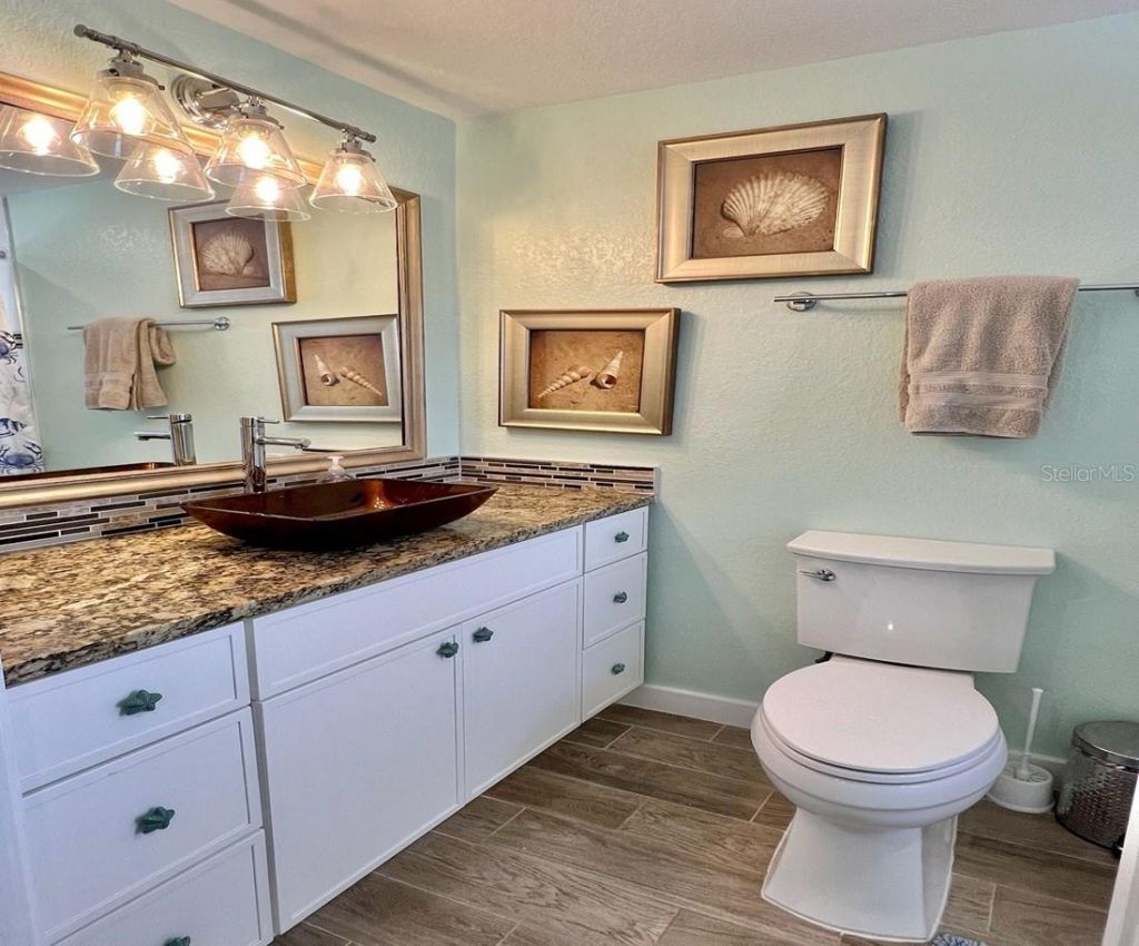 311 63rd Street, Holmes Beach, FL 34217 Photo