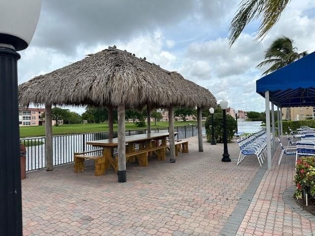 9350 Sunrise Lakes Boulevard, Unit 101, Sunrise, FL 33322 Photo