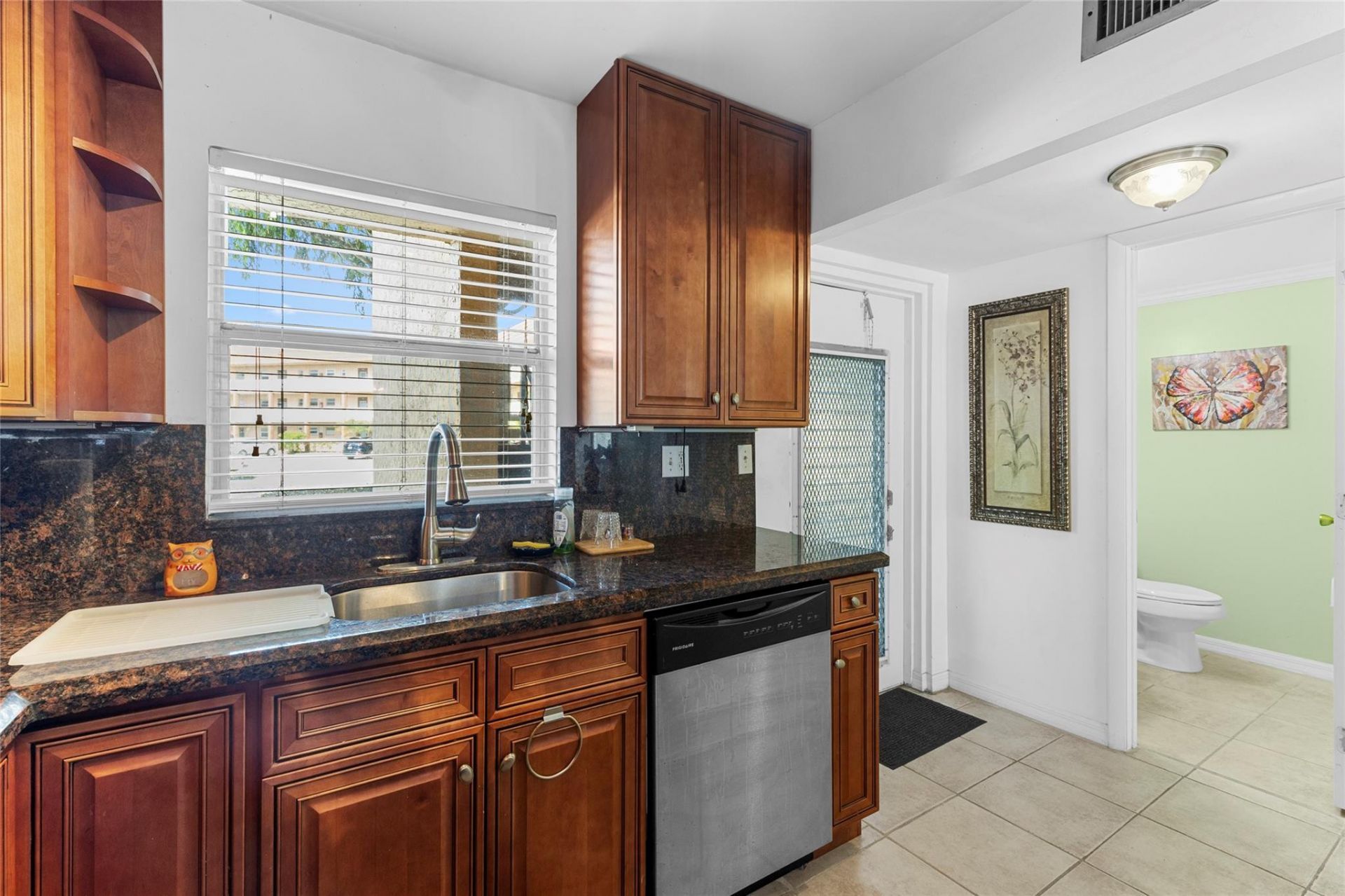 9350 Sunrise Lakes Boulevard, Unit 101, Sunrise, FL 33322 Photo