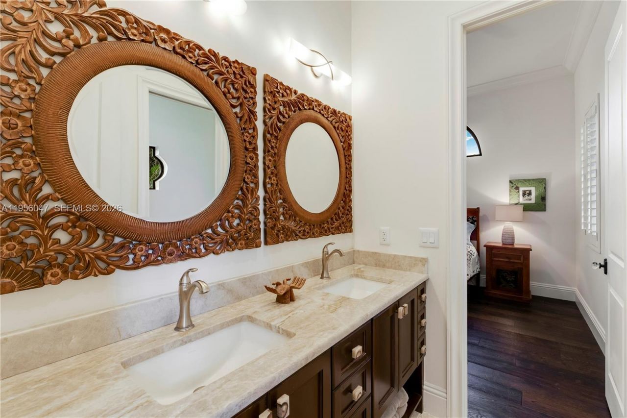 6991 SW 144th St, Palmetto Bay, FL 33158 Photo