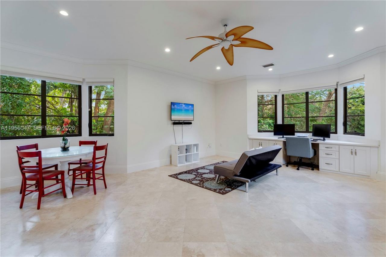 6991 SW 144th St, Palmetto Bay, FL 33158 Photo