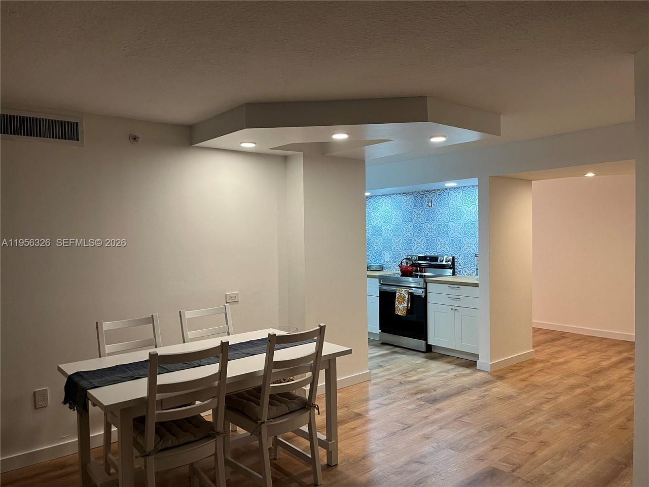 6917 Collins Ave, Unit 514, Miami Beach, FL 33141 Photo