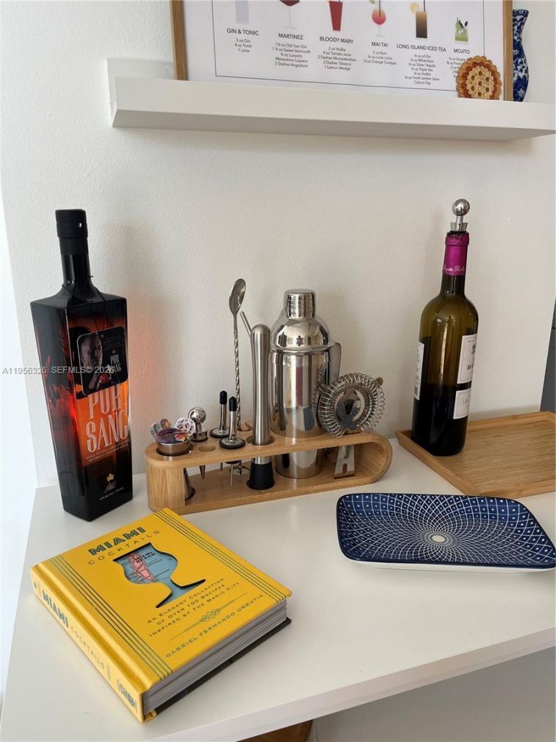 6917 Collins Ave, Unit 514, Miami Beach, FL 33141 Photo