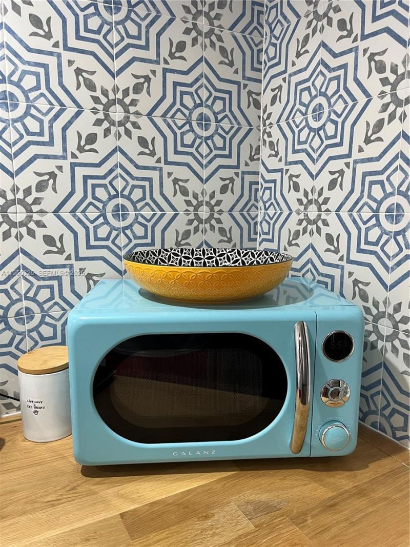 6917 Collins Ave, Unit 514, Miami Beach, FL 33141 Photo