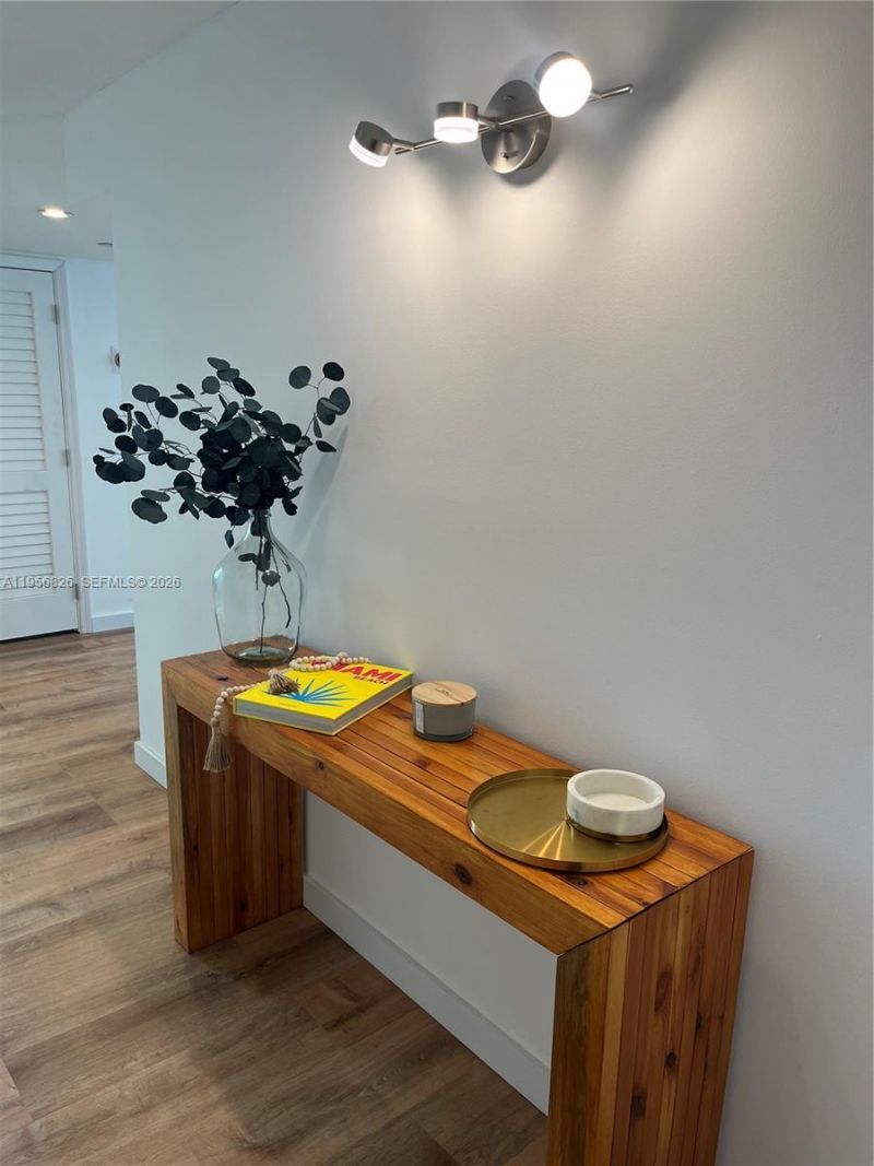 6917 Collins Ave, Unit 514, Miami Beach, FL 33141 Photo