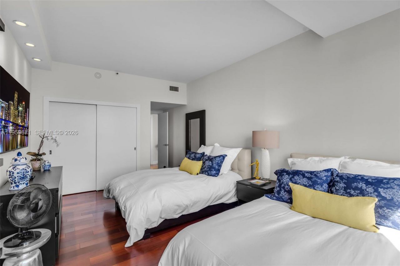 151 Crandon Blvd , Unit 802, Key Biscayne, FL 33149 Photo