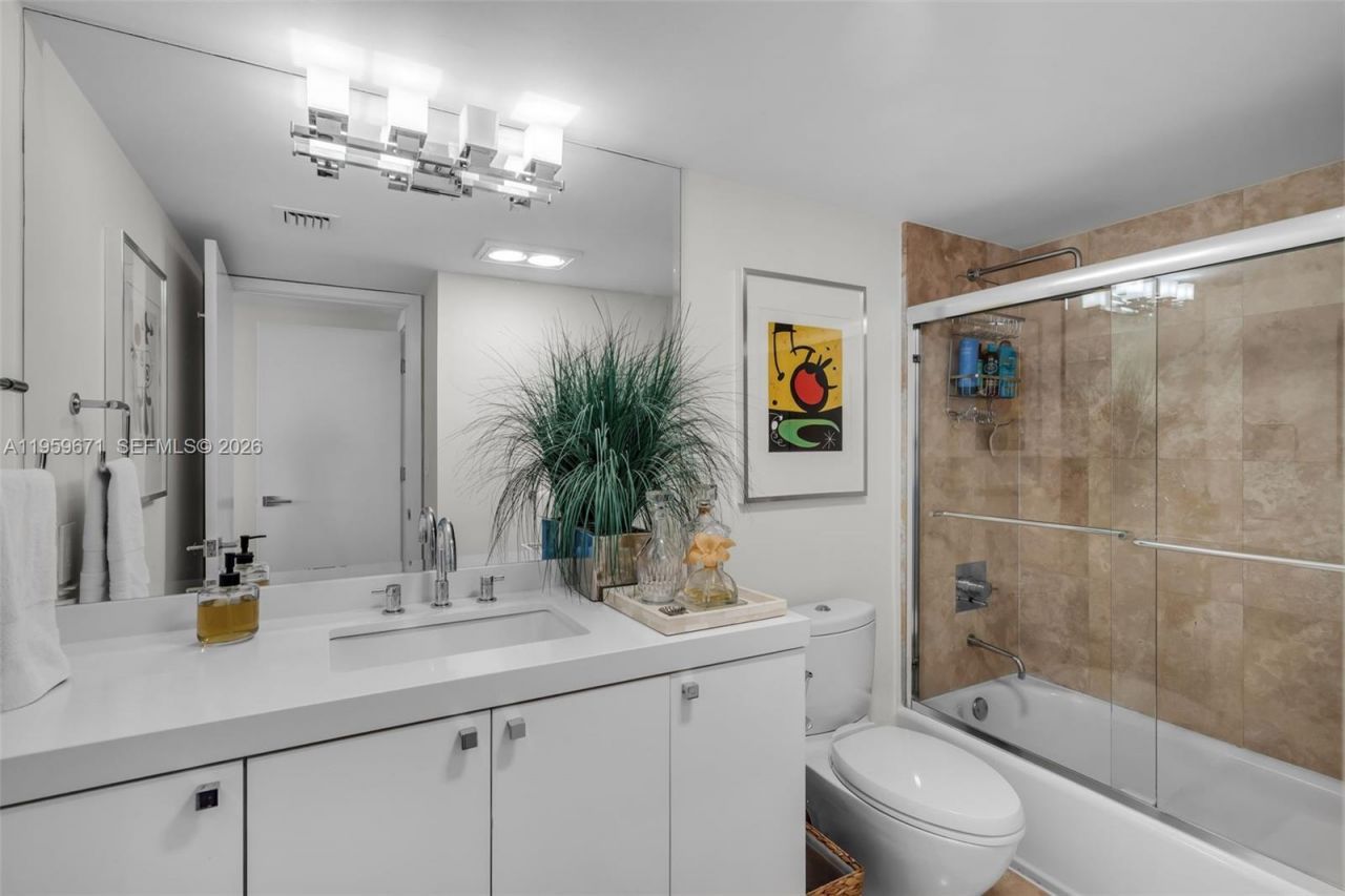 151 Crandon Blvd , Unit 802, Key Biscayne, FL 33149 Photo