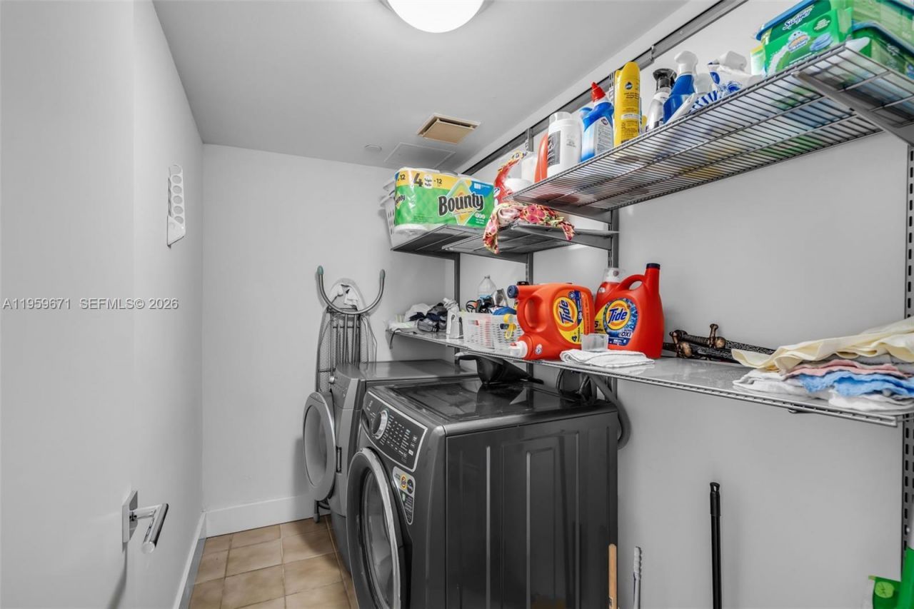 151 Crandon Blvd , Unit 802, Key Biscayne, FL 33149 Photo