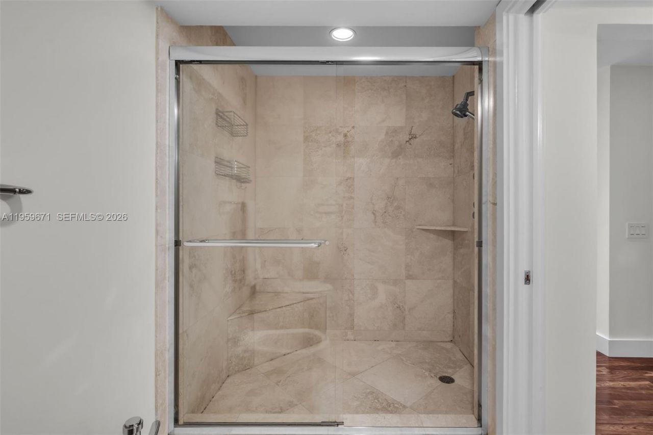 151 Crandon Blvd , Unit 802, Key Biscayne, FL 33149 Photo