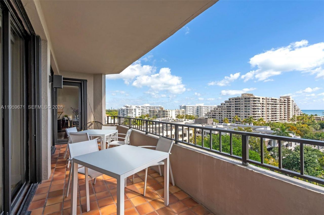 151 Crandon Blvd , Unit 802, Key Biscayne, FL 33149 Photo