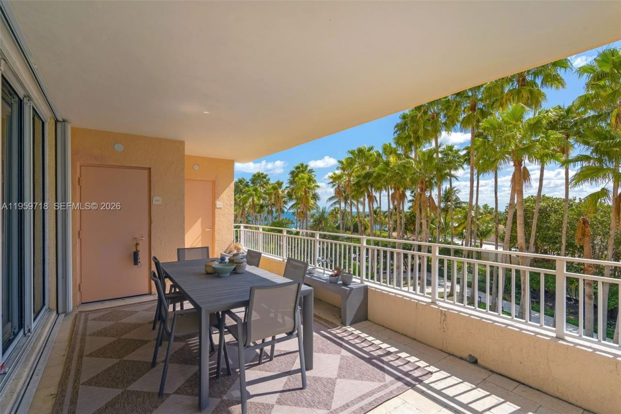 791 Crandon Blvd, Unit 501, Key Biscayne, FL 33149 Photo