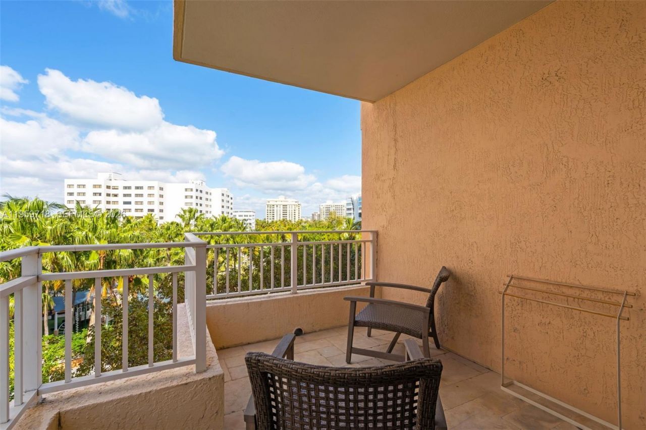 791 Crandon Blvd, Unit 501, Key Biscayne, FL 33149 Photo