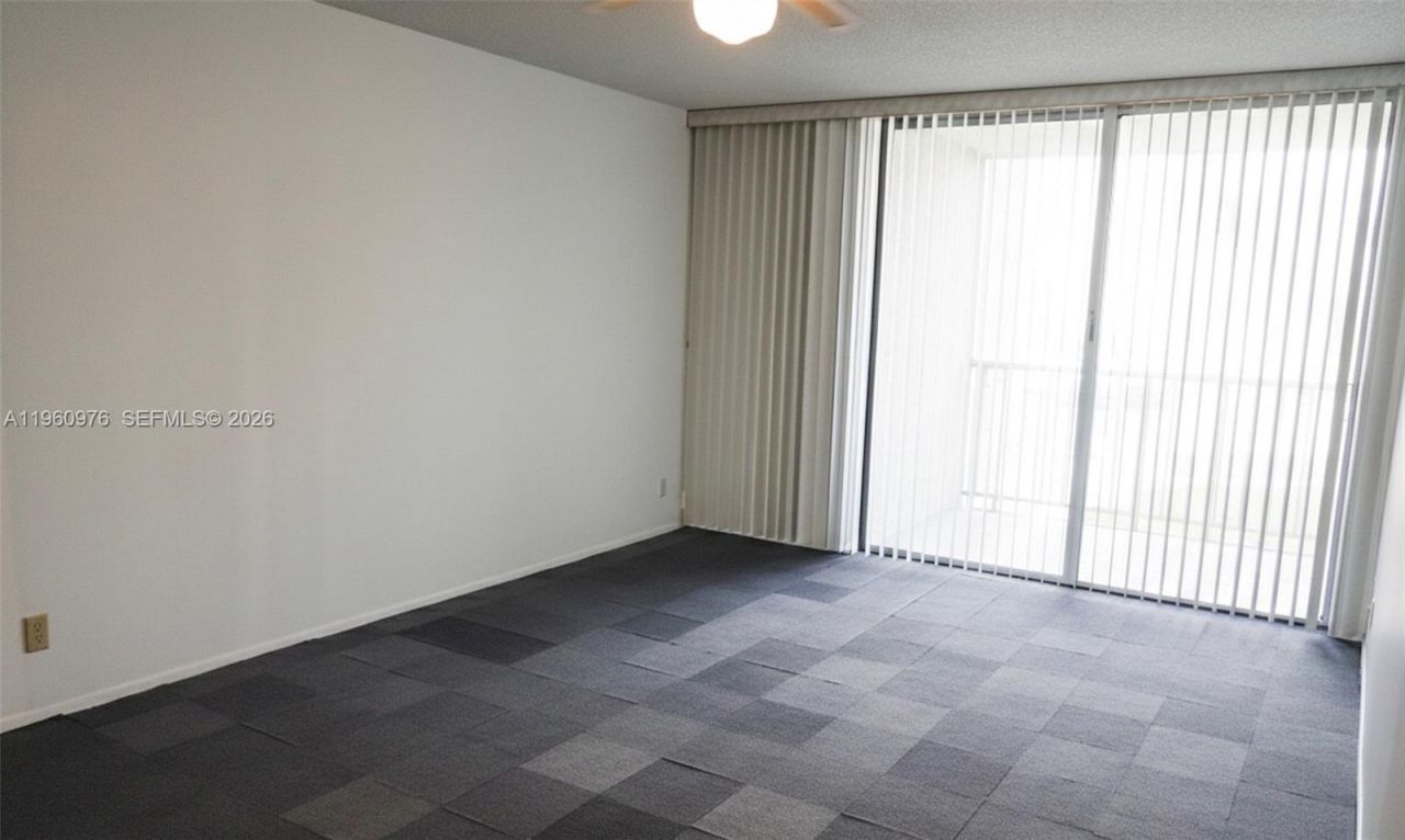 701 Three Islands Blvd, Unit 110, Hallandale Beach, FL 33009 Photo