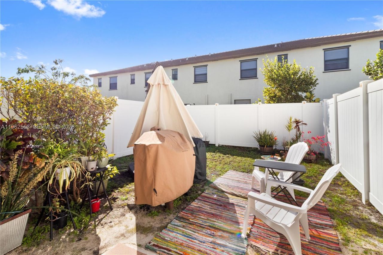 11438 W 34th Ct, Hialeah, FL 33018 Photo