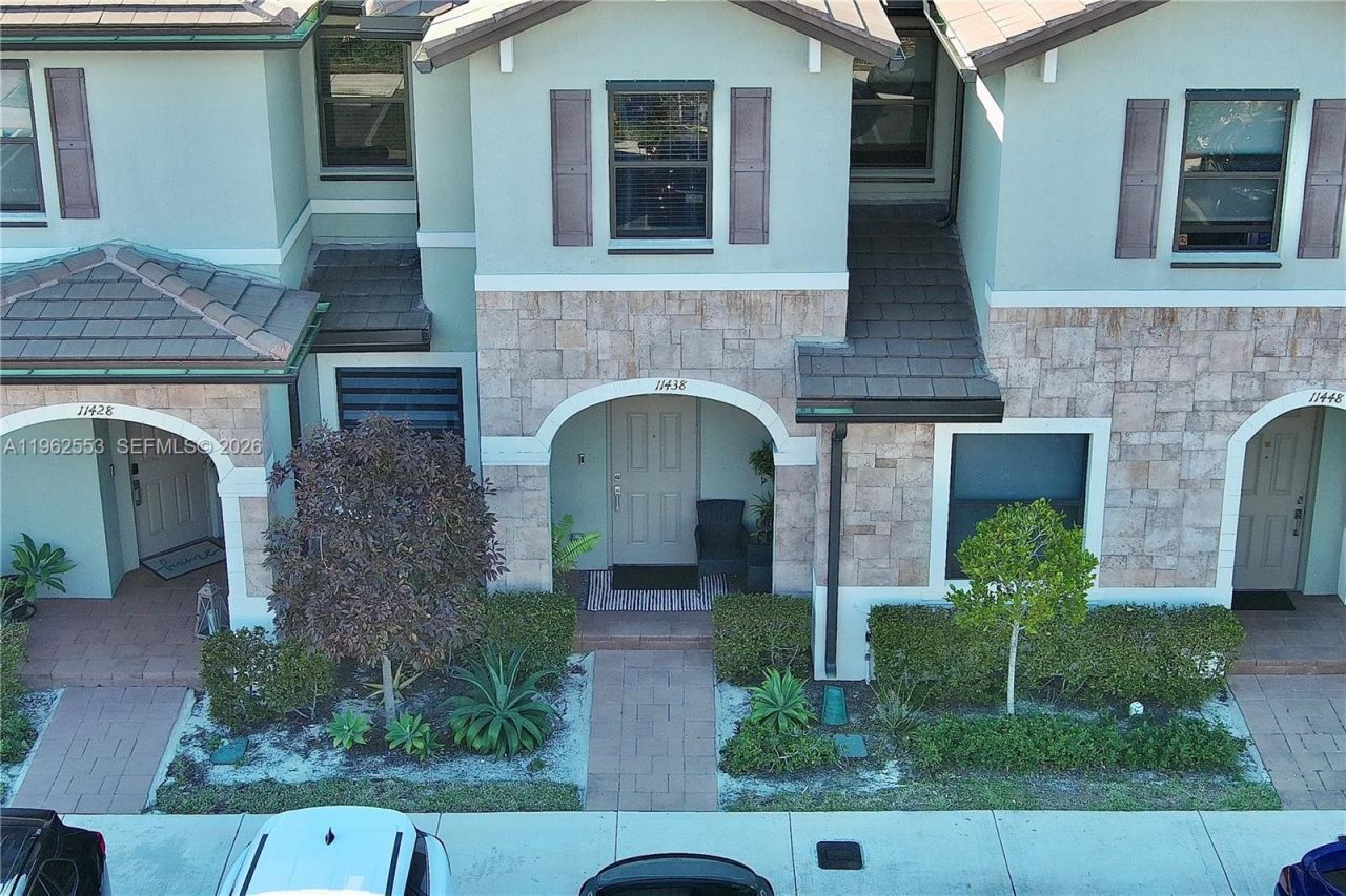 11438 W 34th Ct, Hialeah, FL 33018 Photo