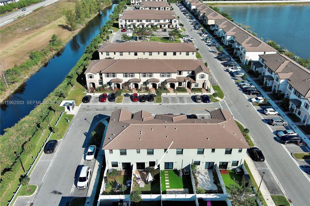 11438 W 34th Ct, Hialeah, FL 33018 Photo