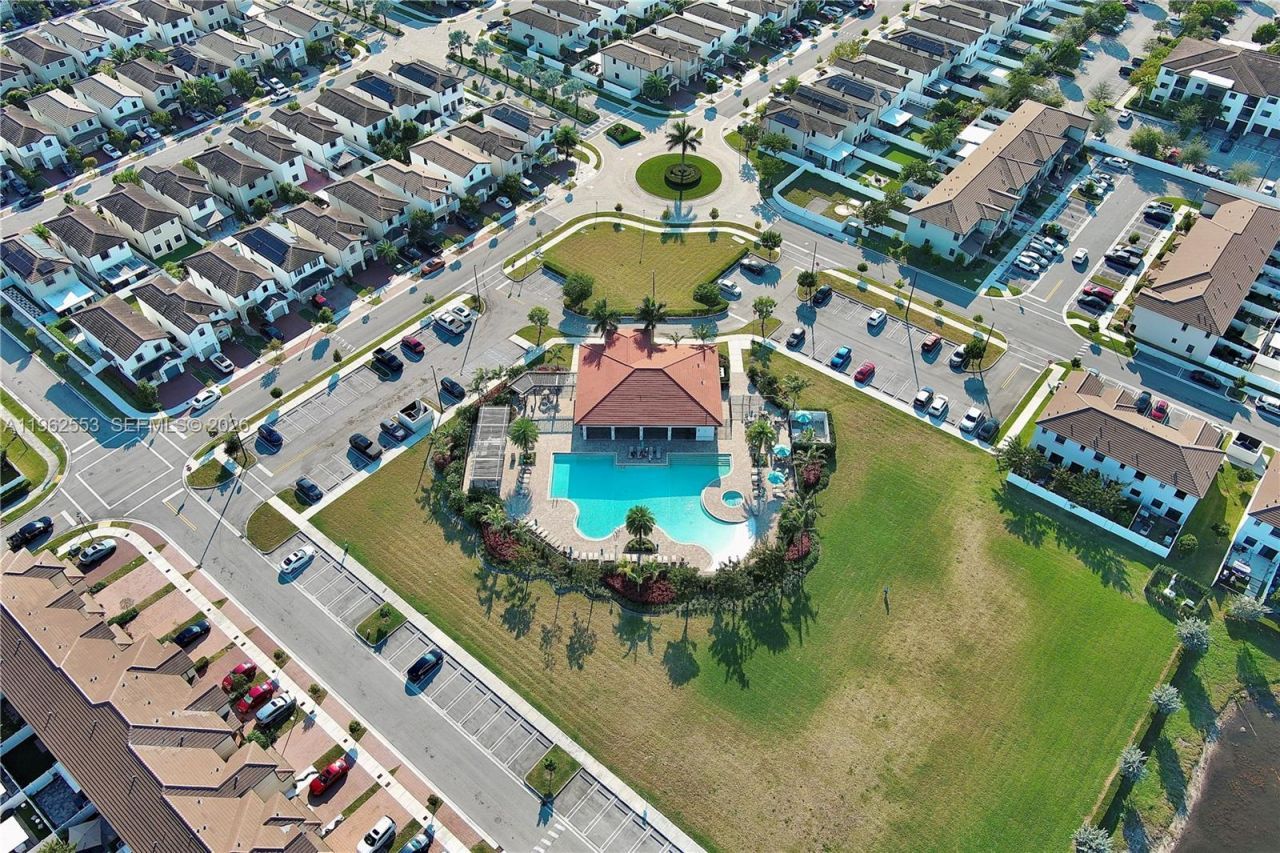 11438 W 34th Ct, Hialeah, FL 33018 Photo