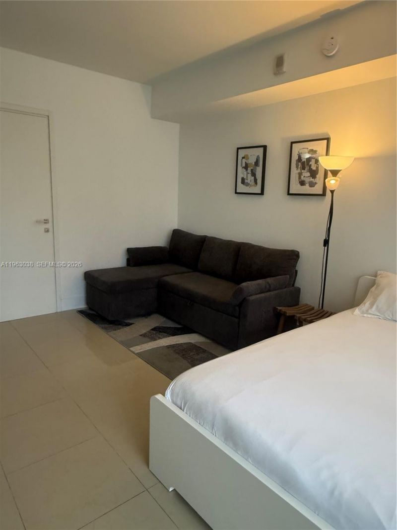 1300 Brickell Bay Dr , Unit 2000, Miami, FL 33131 Photo