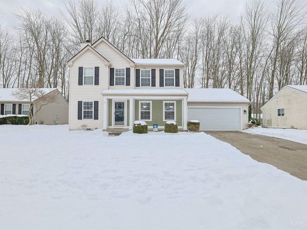 3573 S Heartwood Road, Amelia, OH 45102