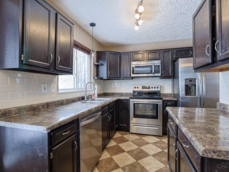 3573 S Heartwood Road, Amelia, OH 45102 Photo 15