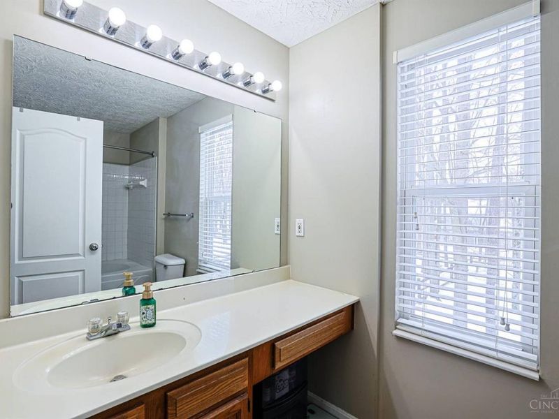 3573 S Heartwood Road, Amelia, OH 45102 Photo 21