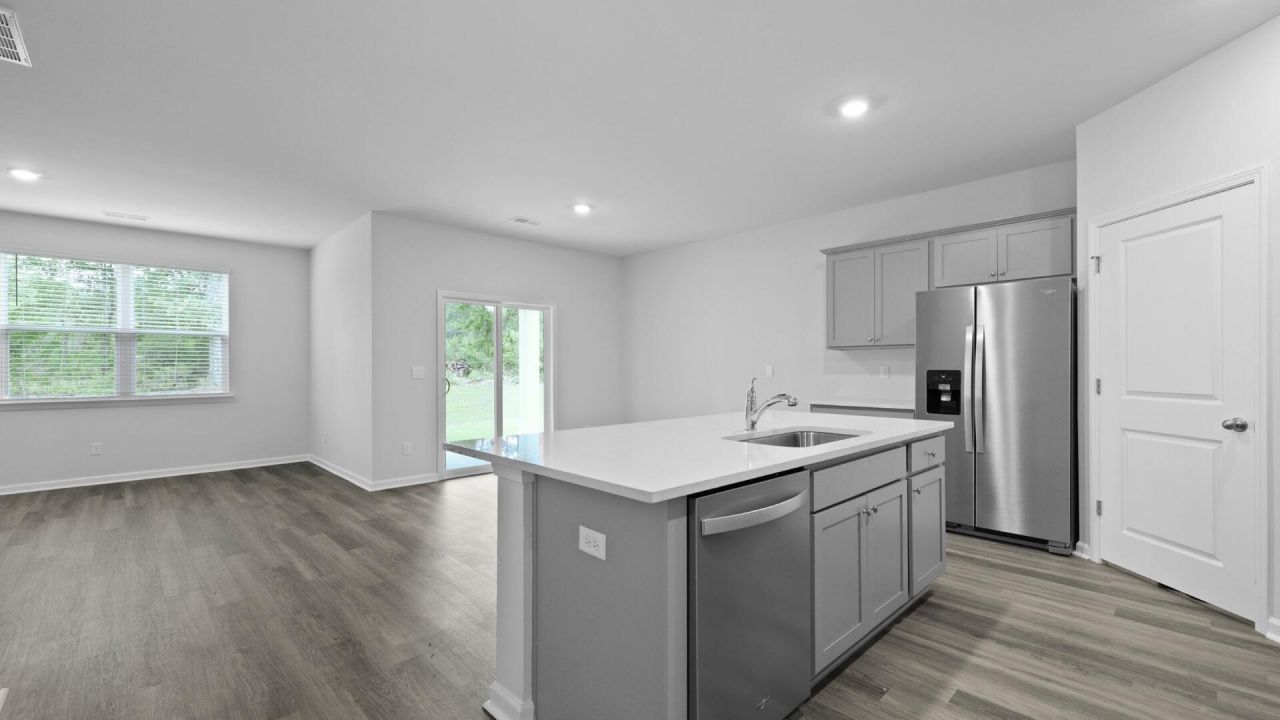 3932 Aberfeldy Lane Photo 17