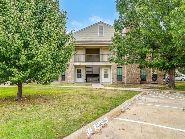 5806 Marvin Loving Drive, Unit 212, Garland, TX 75043