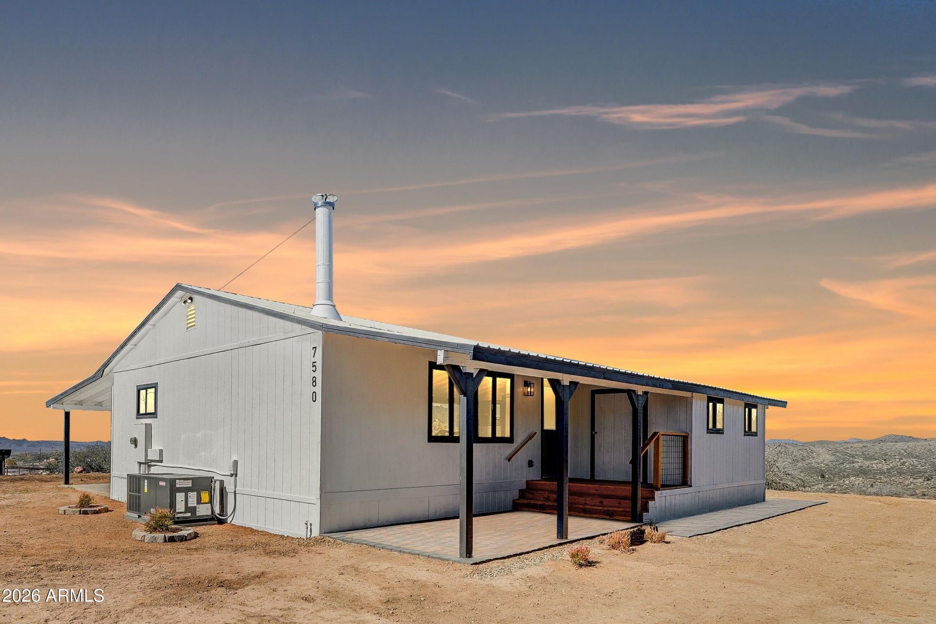 7580 W Lowell Drive, Kirkland, AZ 86332 Main Photo