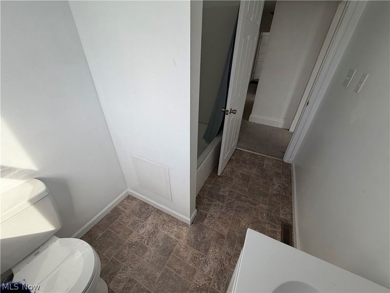 719/721 Hickory Street, Martins Ferry, OH 43935 Photo 19