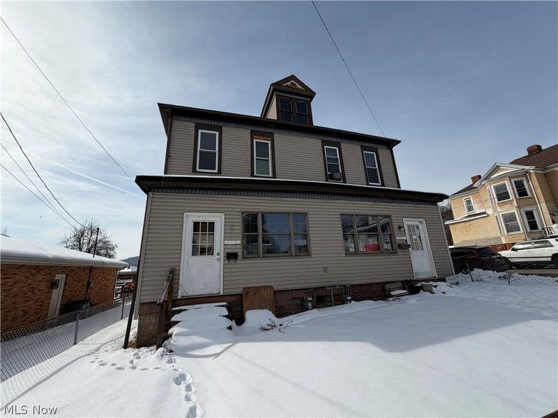 719/721 Hickory Street, Martins Ferry, OH 43935 Photo 3