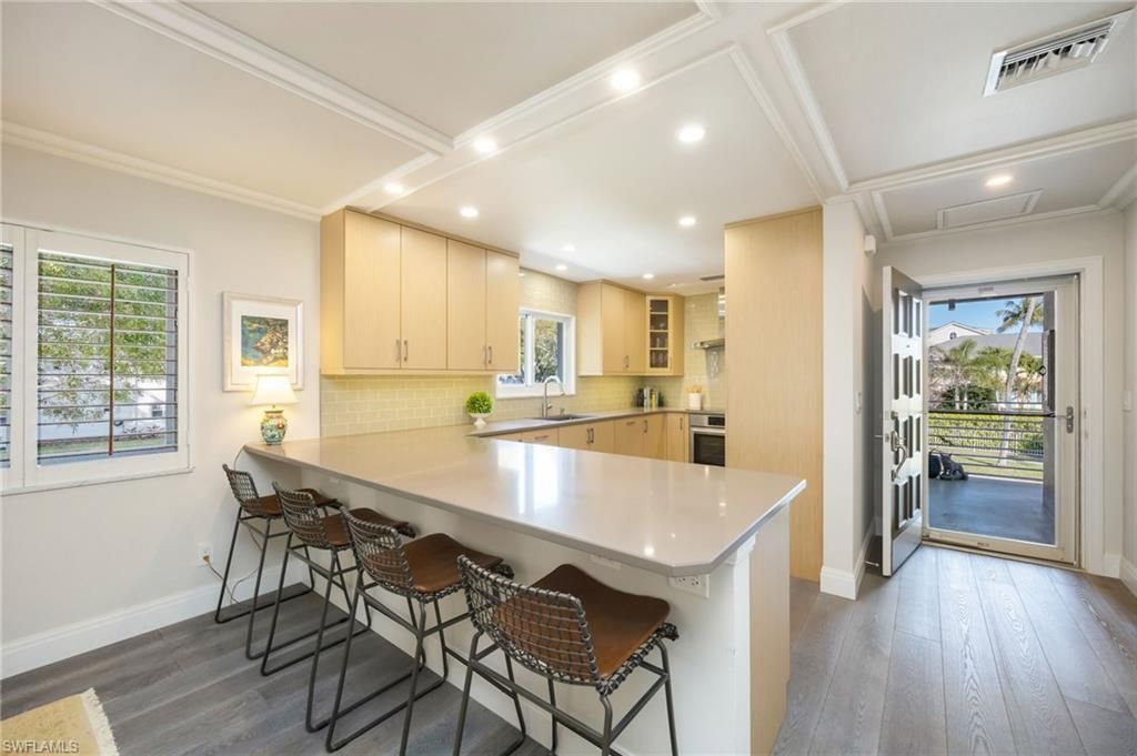 308 2nd St S, Unit 308, Naples, FL 34102 Photo