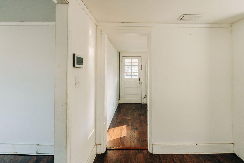 141 Nottingham Lane Photo 18