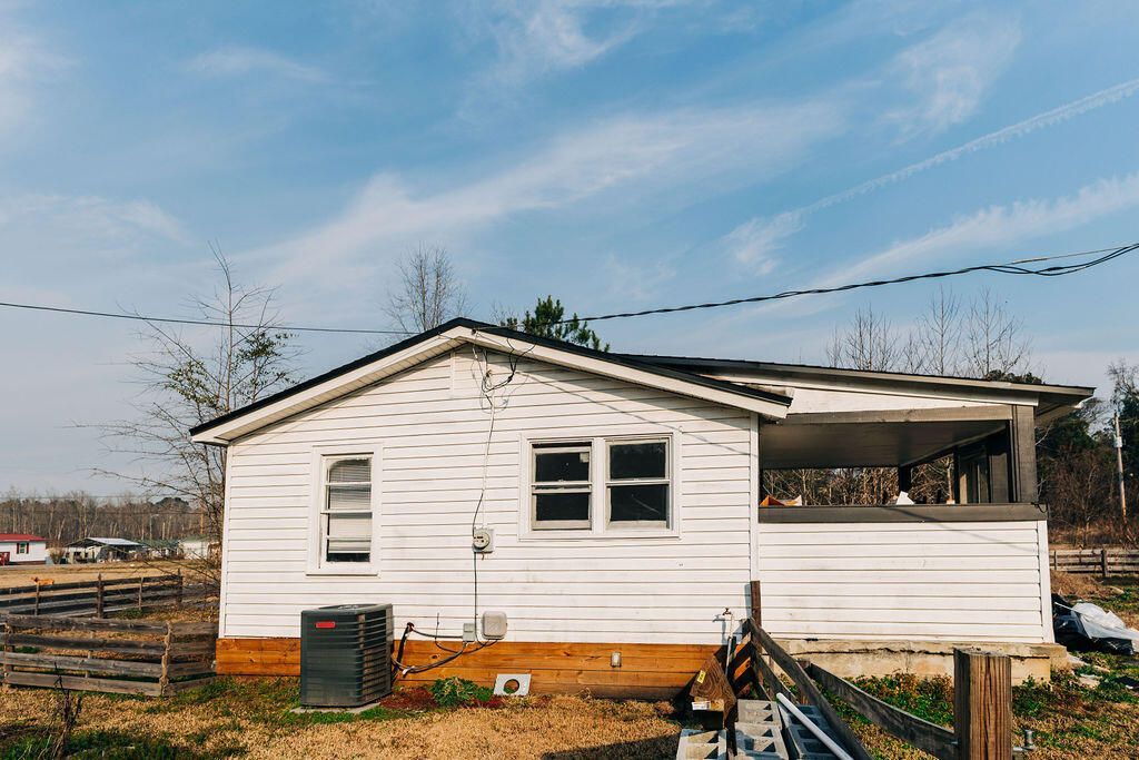 141 Nottingham Lane Photo 26