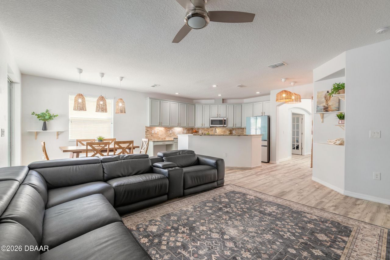 1215 Cap Diville Avenue, Port Orange, FL 32129 Photo