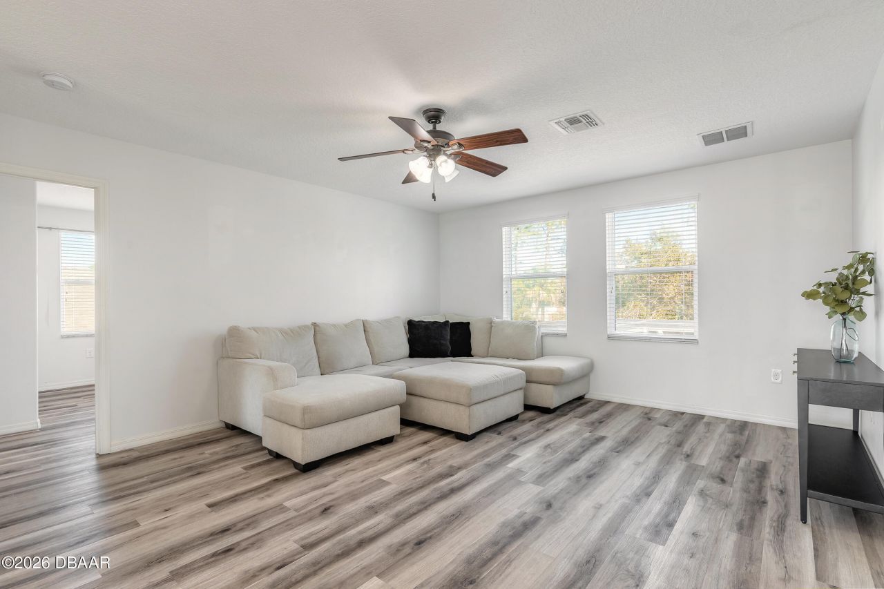 1215 Cap Diville Avenue, Port Orange, FL 32129 Photo